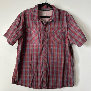 Mountain Hardwear XLarge Burgundy‎ Plaid Short Sleeve Snap Front Shirt